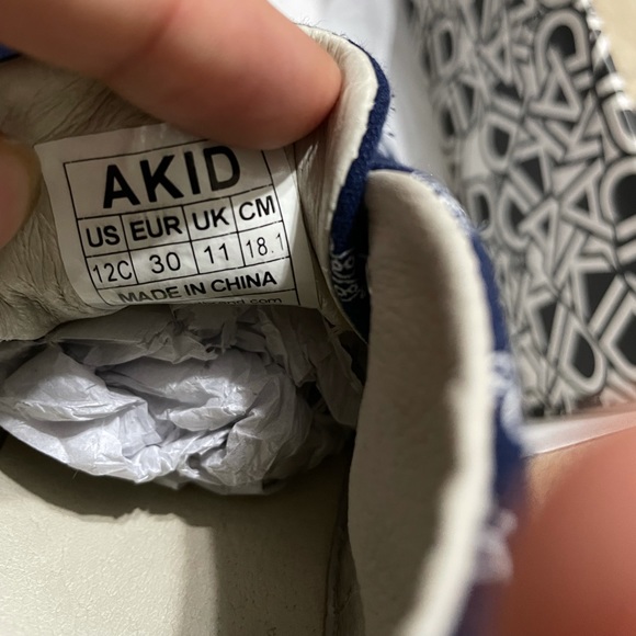 AKID Bandana Inspired Sneakers - Picture 7 of 8
